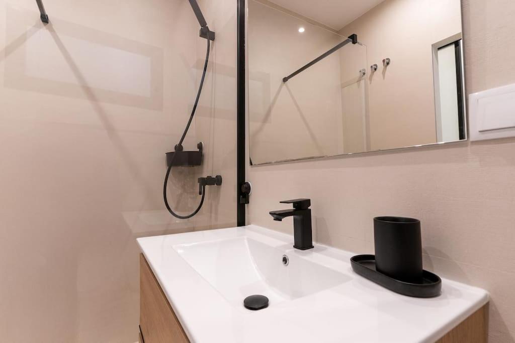 Apartamento Nuevo En El Centro De Elx Esterno foto