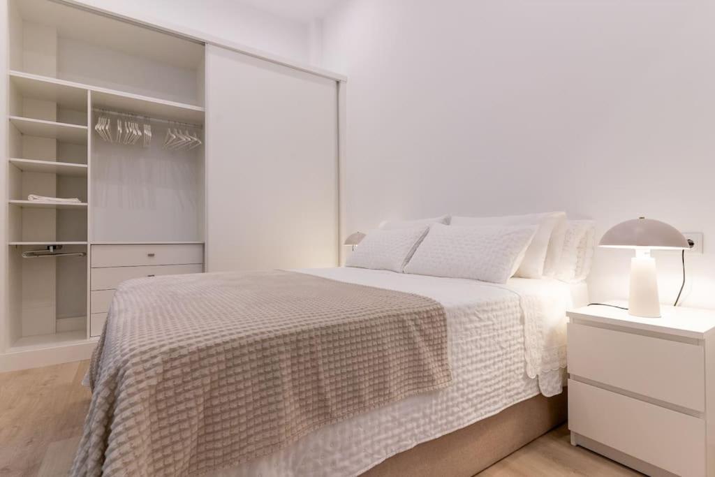 Apartamento Nuevo En El Centro De Elx Esterno foto