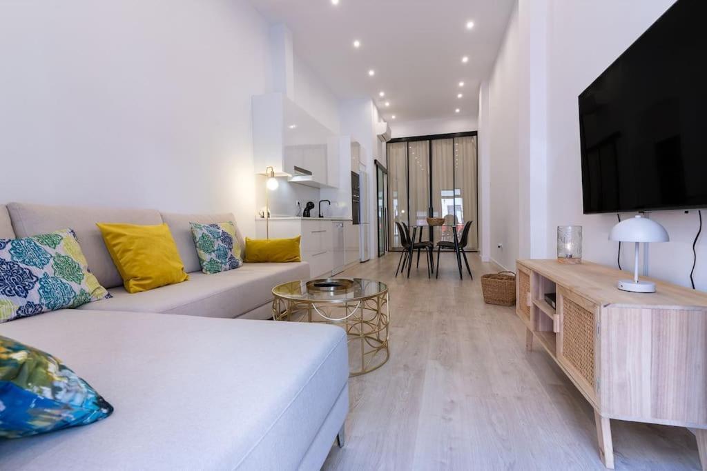 Apartamento Nuevo En El Centro De Elx Esterno foto
